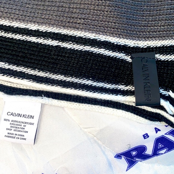 CALVIN KLEIN SCARF BLK WHT & GREY NEW Sz:Os - Picture 3 of 5